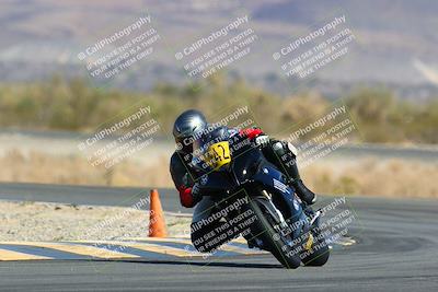 media/Mar-12-2022-SoCal Trackdays (Sat) [[152081554b]]/Turn 14 (10am)/